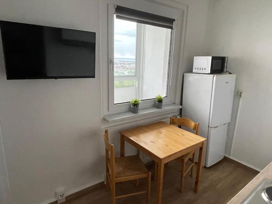Max Appartements Neubrandenburg Exterior photo